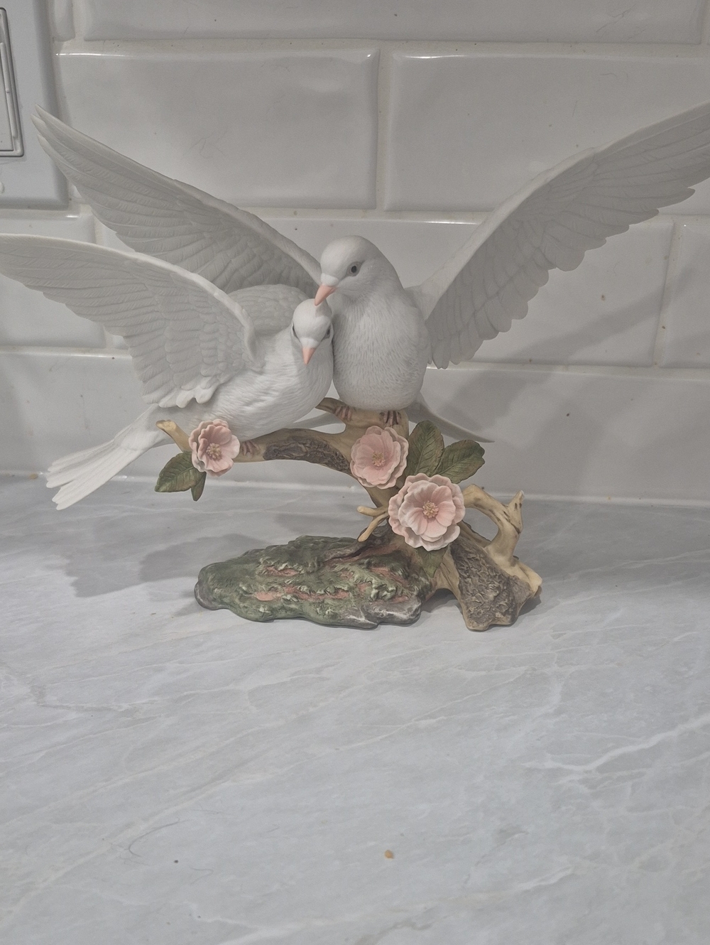 Maruri Studio's Doves
